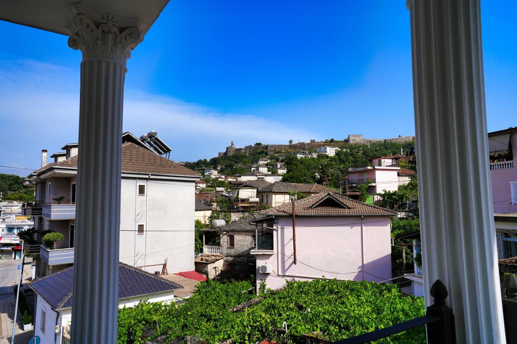 Boutique Hotel Empire Of Martin Gjirokastër Eksteriør billede
