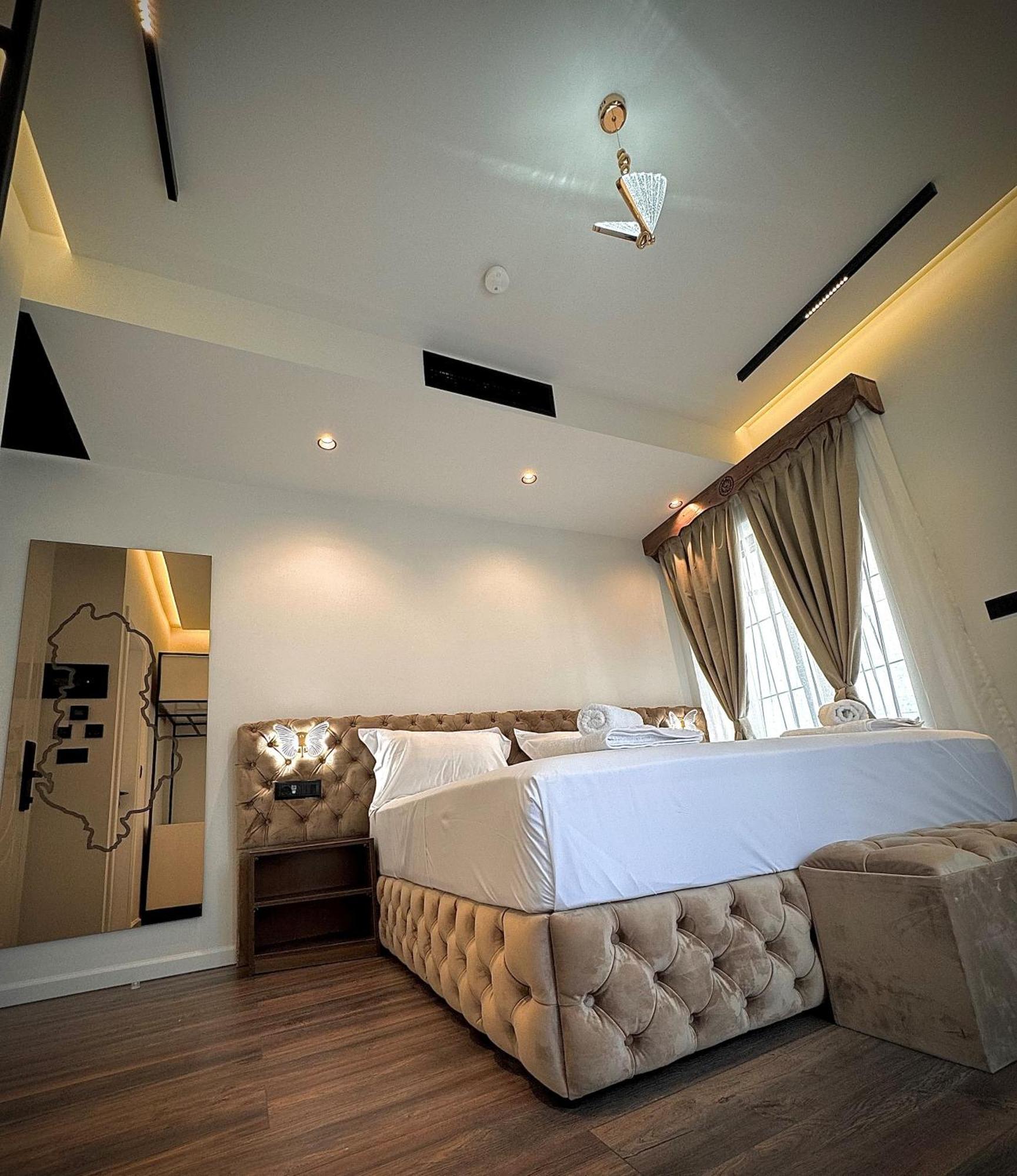 Boutique Hotel Empire Of Martin Gjirokastër Eksteriør billede