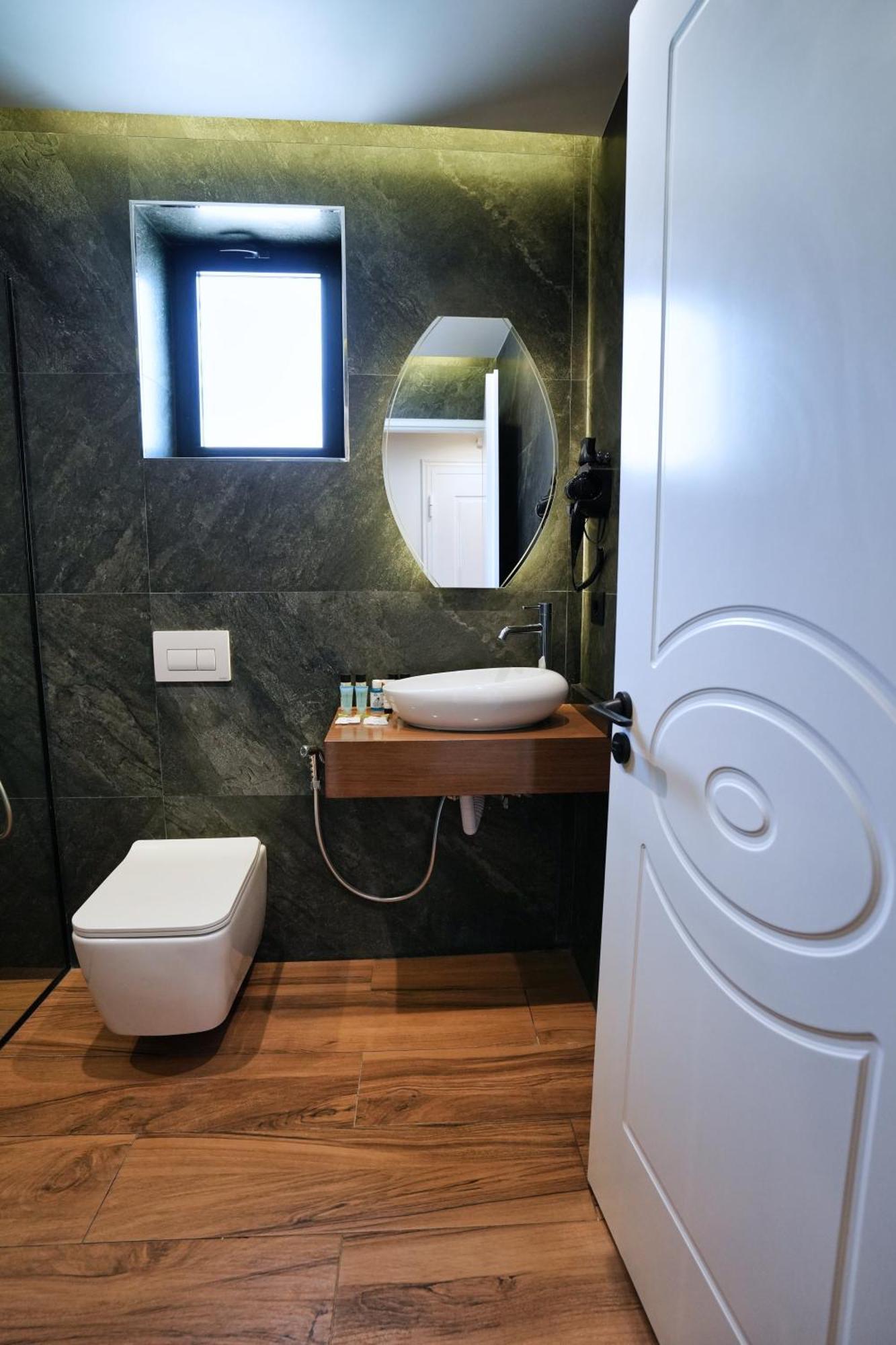 Boutique Hotel Empire Of Martin Gjirokastër Eksteriør billede