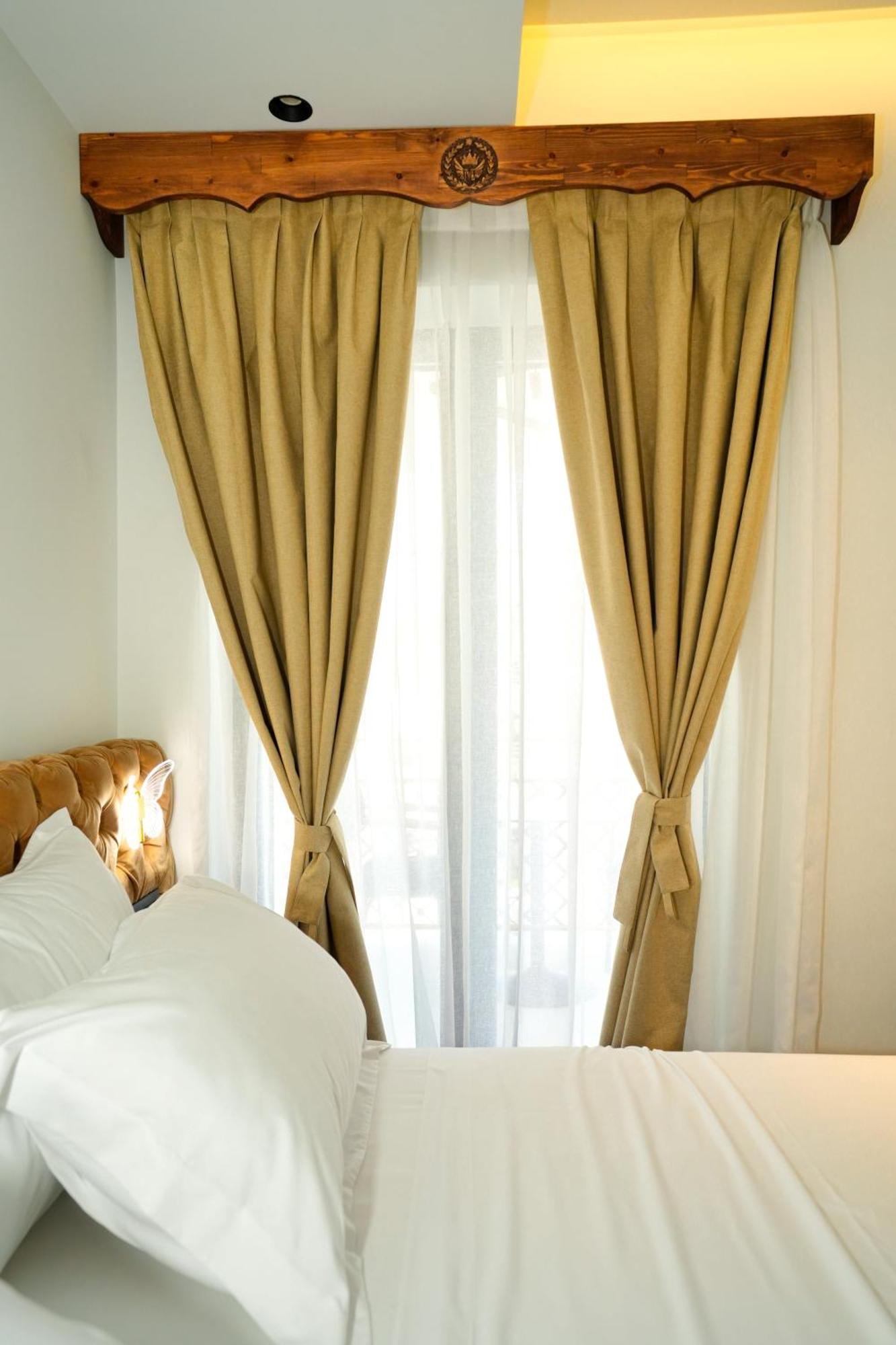 Boutique Hotel Empire Of Martin Gjirokastër Eksteriør billede
