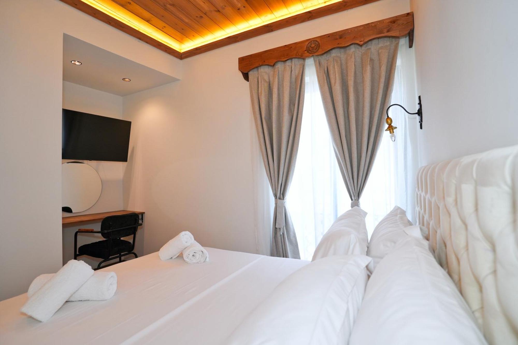 Boutique Hotel Empire Of Martin Gjirokastër Eksteriør billede