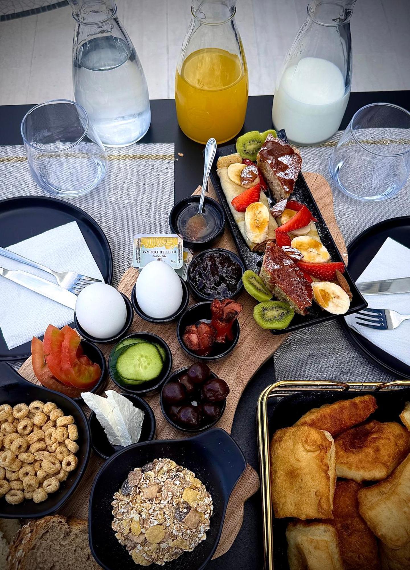 Boutique Hotel Empire Of Martin Gjirokastër Eksteriør billede